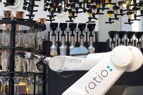 韓國現首家機器人咖啡館,人工智能將來會取代人類嗎？